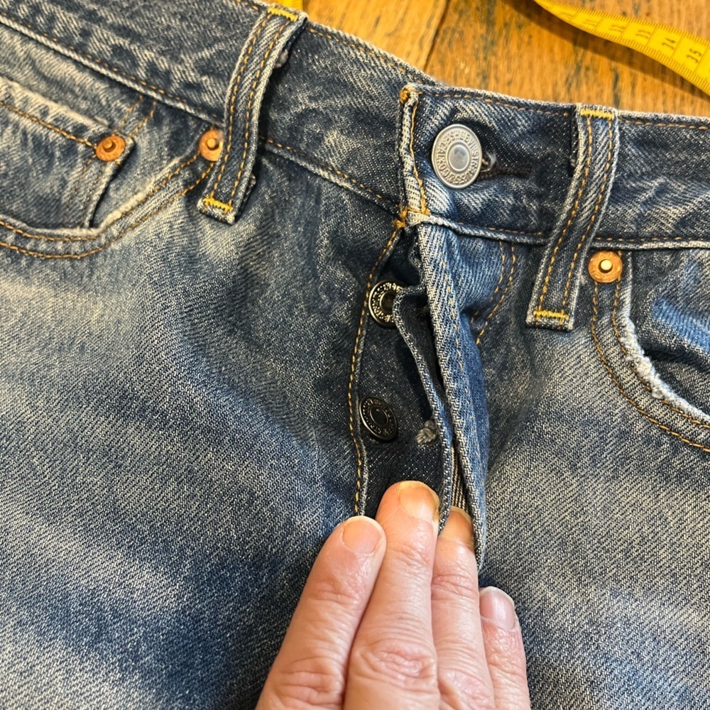 LEVI’S – BLUE WEDGIE STRAIGHT JEANS – SIZE 27 - Picture 6 of 10